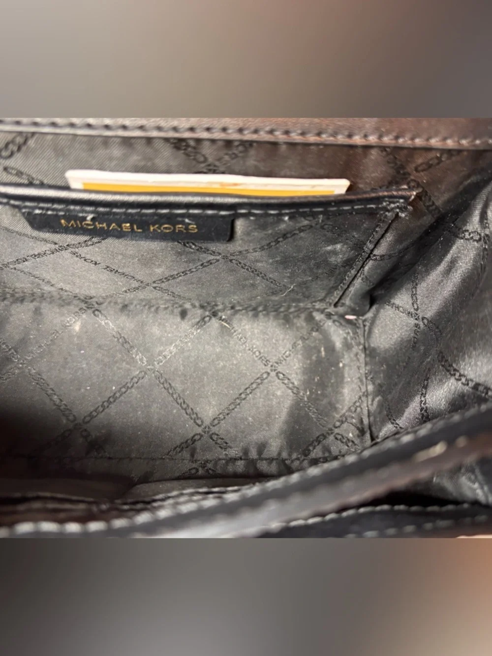 Michael Kors Heather Large Leather Shoulder Bag - Picture 6 of 9